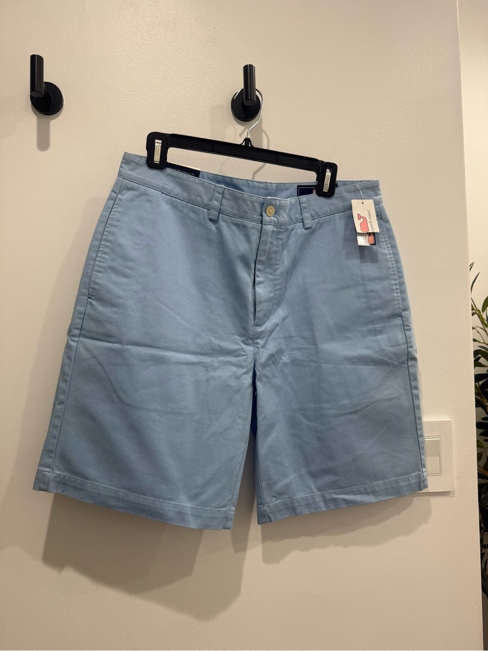 Vineyard Vines Light Blue Men’s Flat Front Chino Shorts